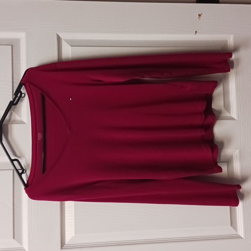 Tommy Hilfiger long sleeves tshirt